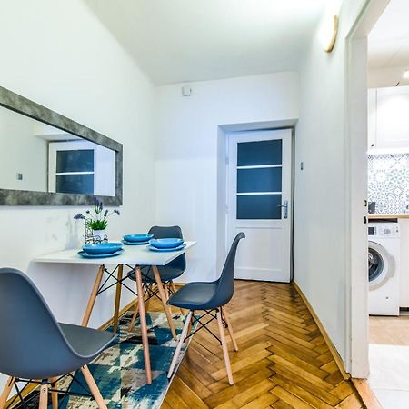 Royal Flats Old Town Apartment Krakow Bagian luar foto