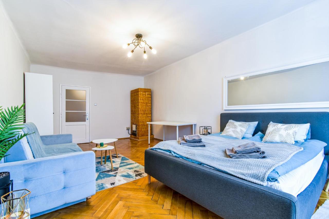 Royal Flats Old Town Apartment Krakow Bagian luar foto