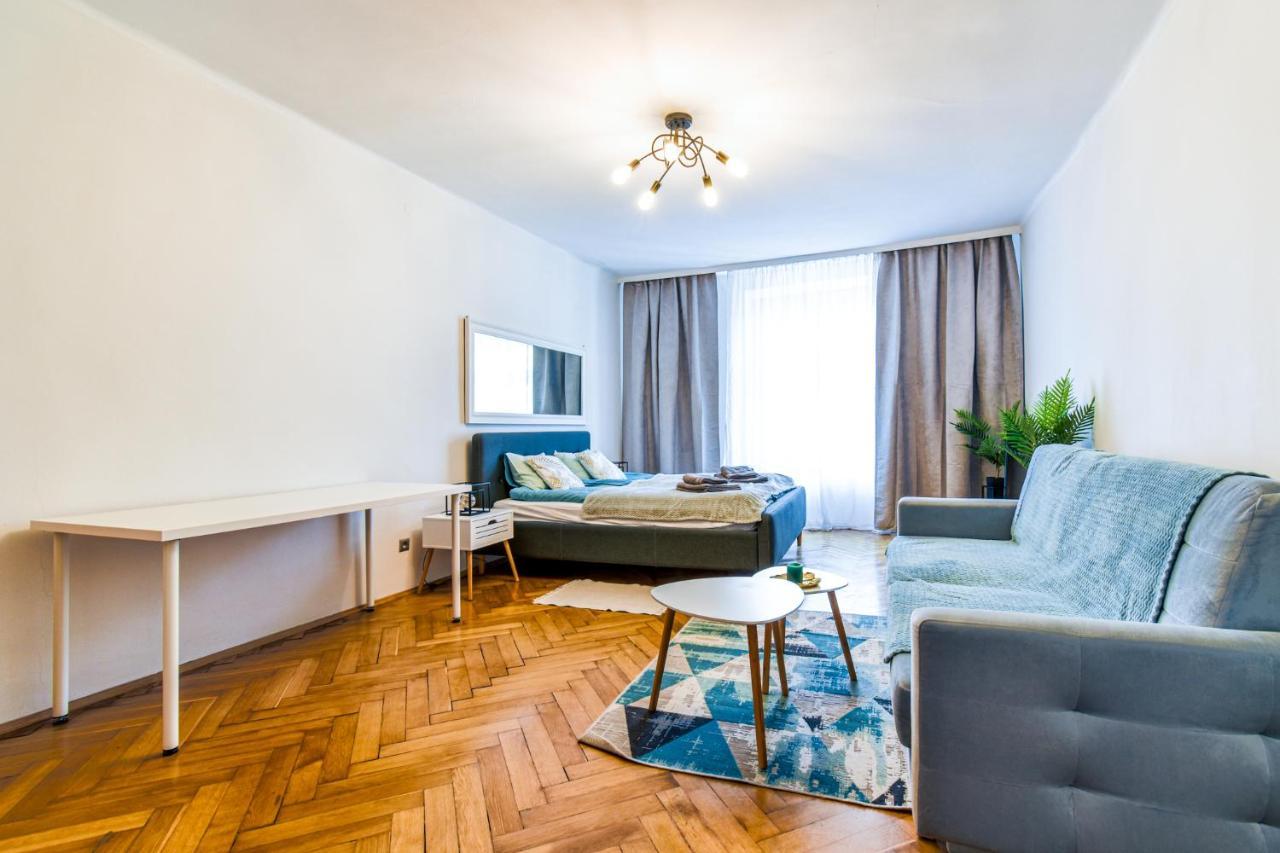 Royal Flats Old Town Apartment Krakow Bagian luar foto