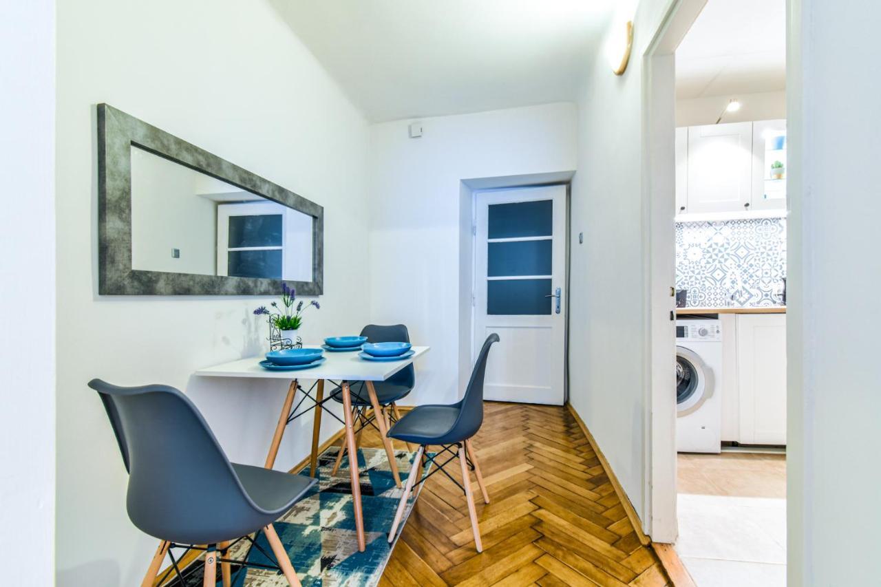 Royal Flats Old Town Apartment Krakow Bagian luar foto
