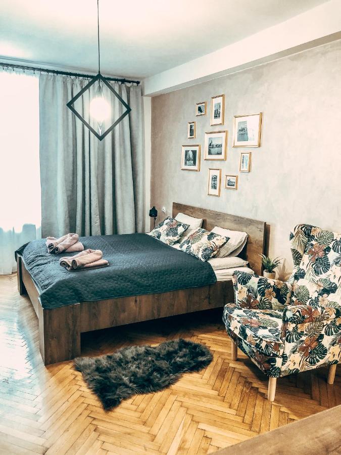 Royal Flats Old Town Apartment Krakow Bagian luar foto